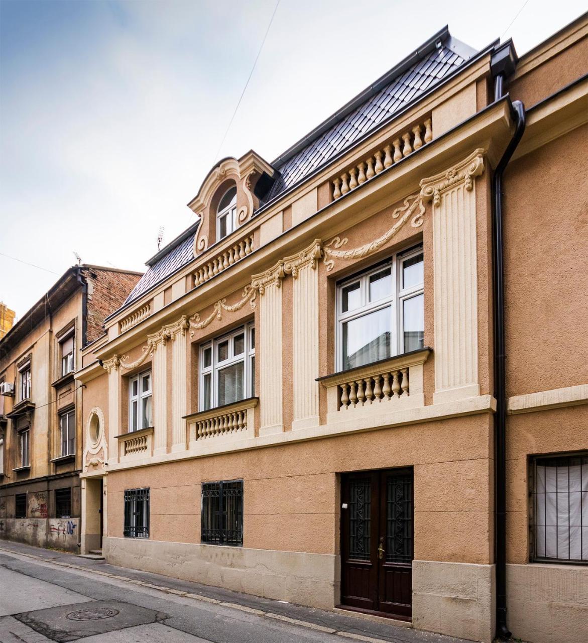 Lux Villa Old Town 贝尔格莱德 外观 照片